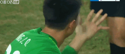 河南球员方镜淇手指错位坚持比赛 河南1-1战平武