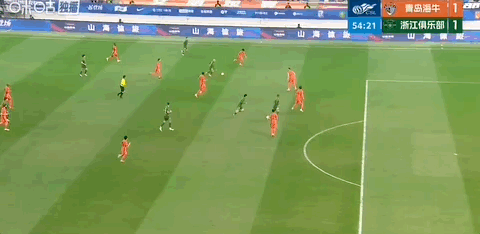 王钰栋双响助浙江队客场力克青岛海牛 暂居中超