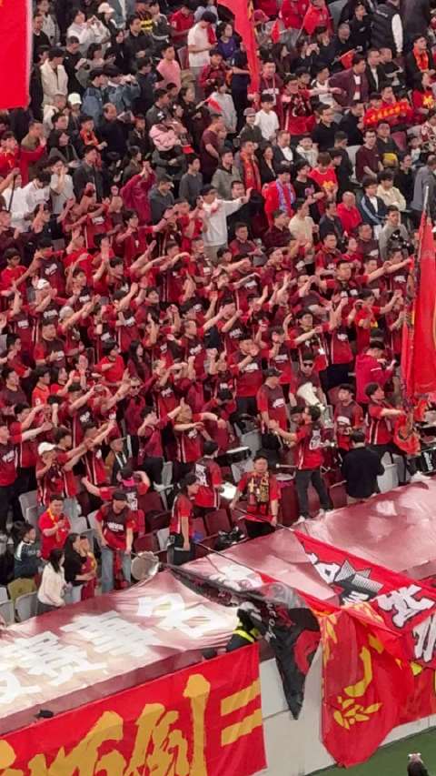 足坛震撼十大凌空抽射破门！终极无解一击引热