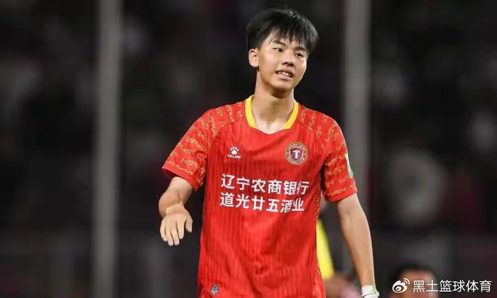 伯恩利引援决策引热议：张家鸣成唯一选择，王