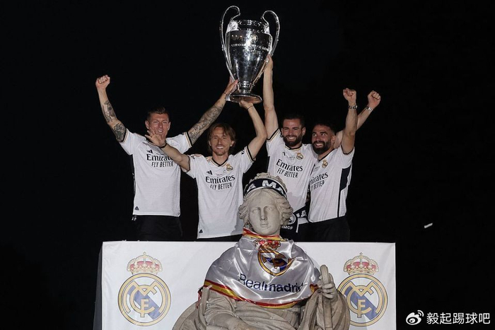 皇马今夏或迎克罗斯回归及换帅传闻