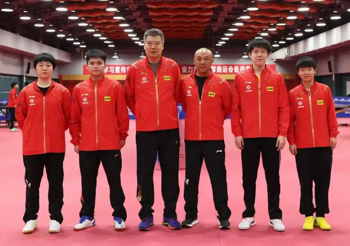 许昕回归国家队助力备战世乒赛